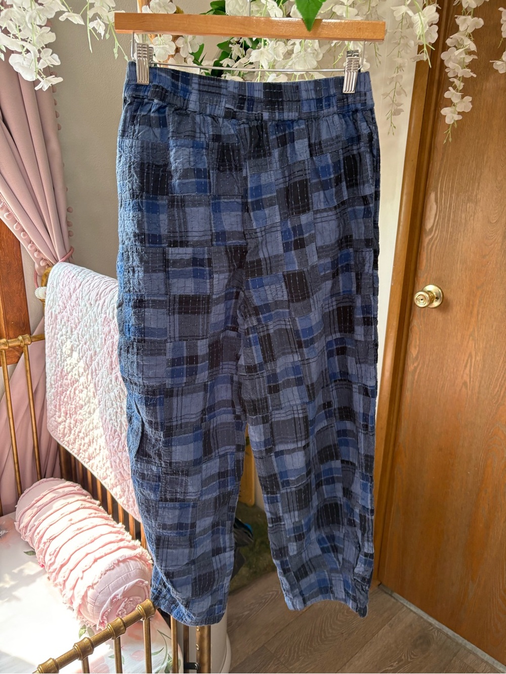 Urban Outfitters Blue Plaid Pull-On Balloon Joggers - Picture 7 of 8